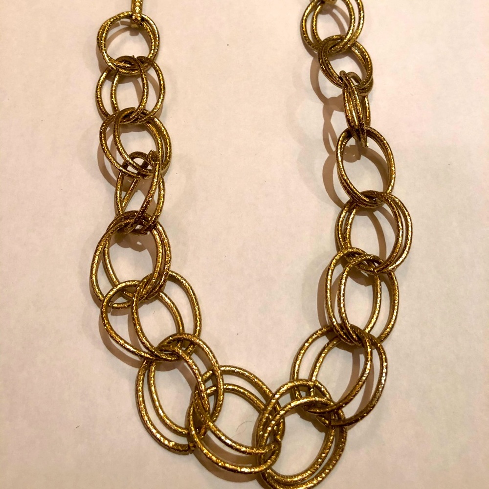 Gold Sparkly Chain-Link Necklace